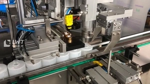 Glass Bottle Screw Capper