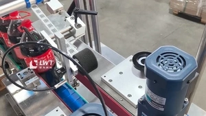 Top Labeler / Bottom Labeler