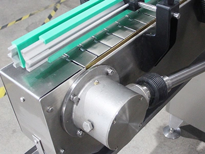 Glass Bottle Vacuum Capping Machine (Steam Spraying)
